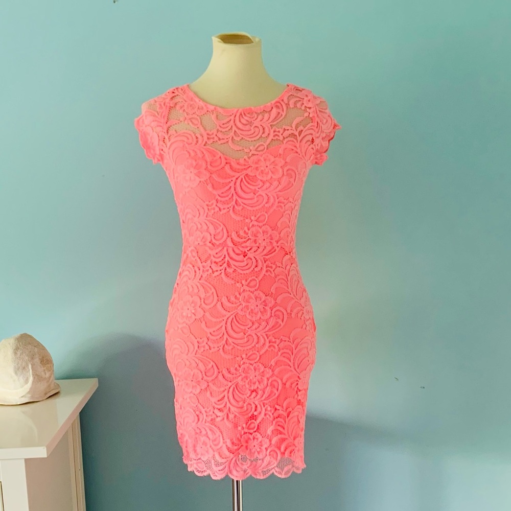 NWT Divided by H&M Coral Lace Minidress Size 8